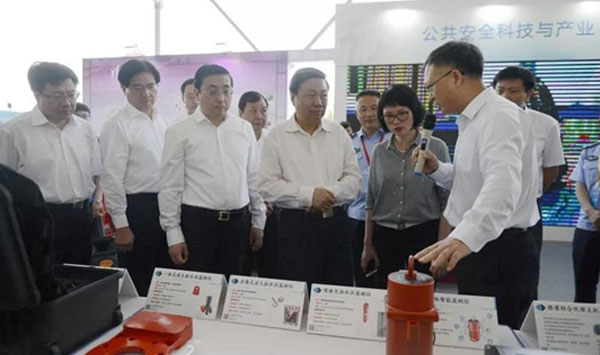 全国“宁静生产月”和 “宁静生产万里行”运动在江阴启动 清华大学公共宁静研究院携云顶集团科技受邀加入启动仪式 全国“宁静生产月”和 “宁静生产万里行”运动在江阴启动 清华大学公共宁静研究院携云顶集团科技受邀加入启动仪式